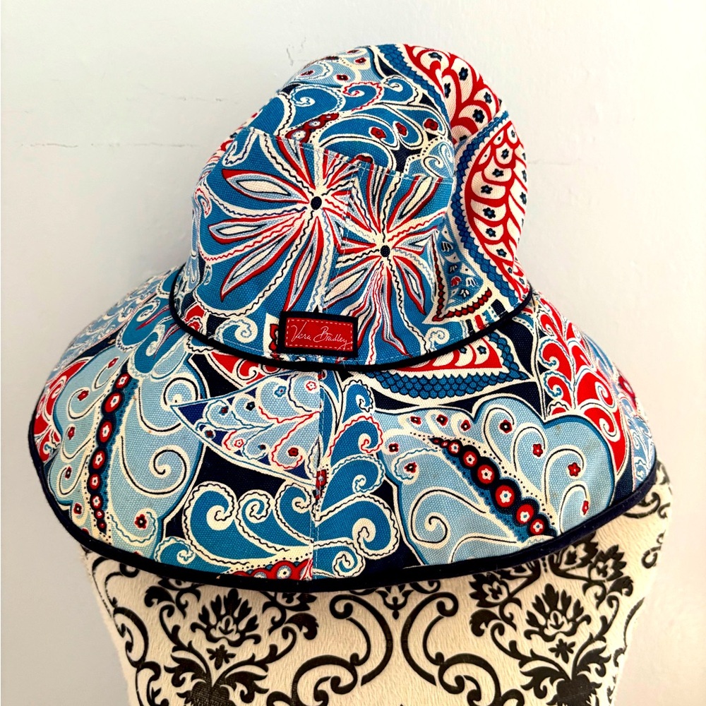 Vera Bradley reversible bucket sun hat sunhat beach garden outdoor protection